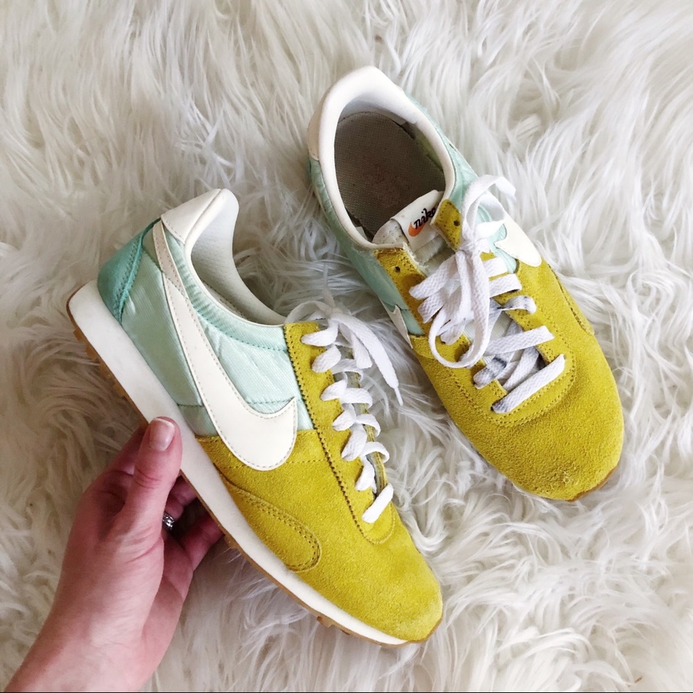 Nike sneakers, size 7.5